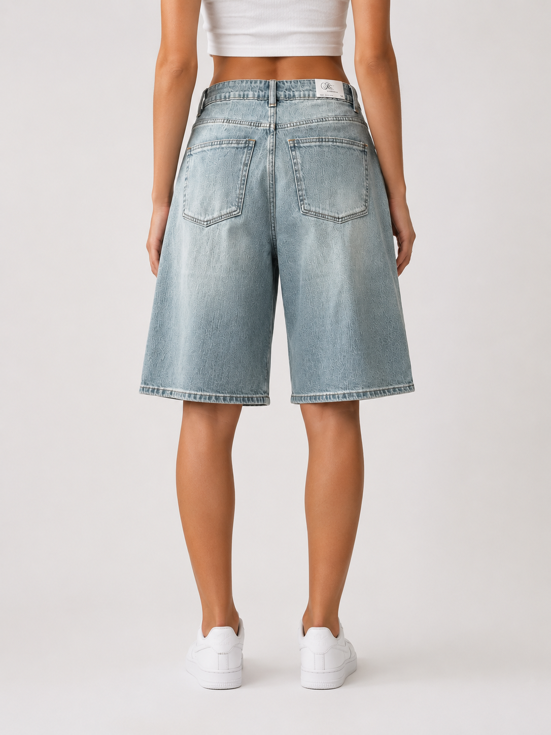 bermuda di jeans semisabbiato