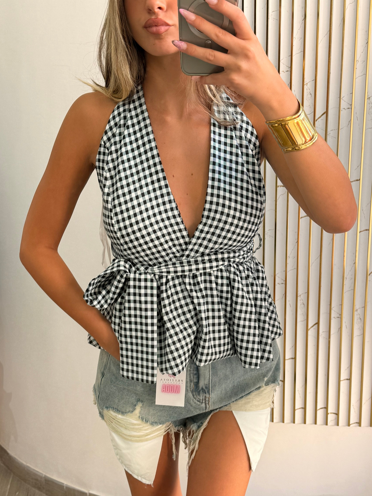 TOP LUCY