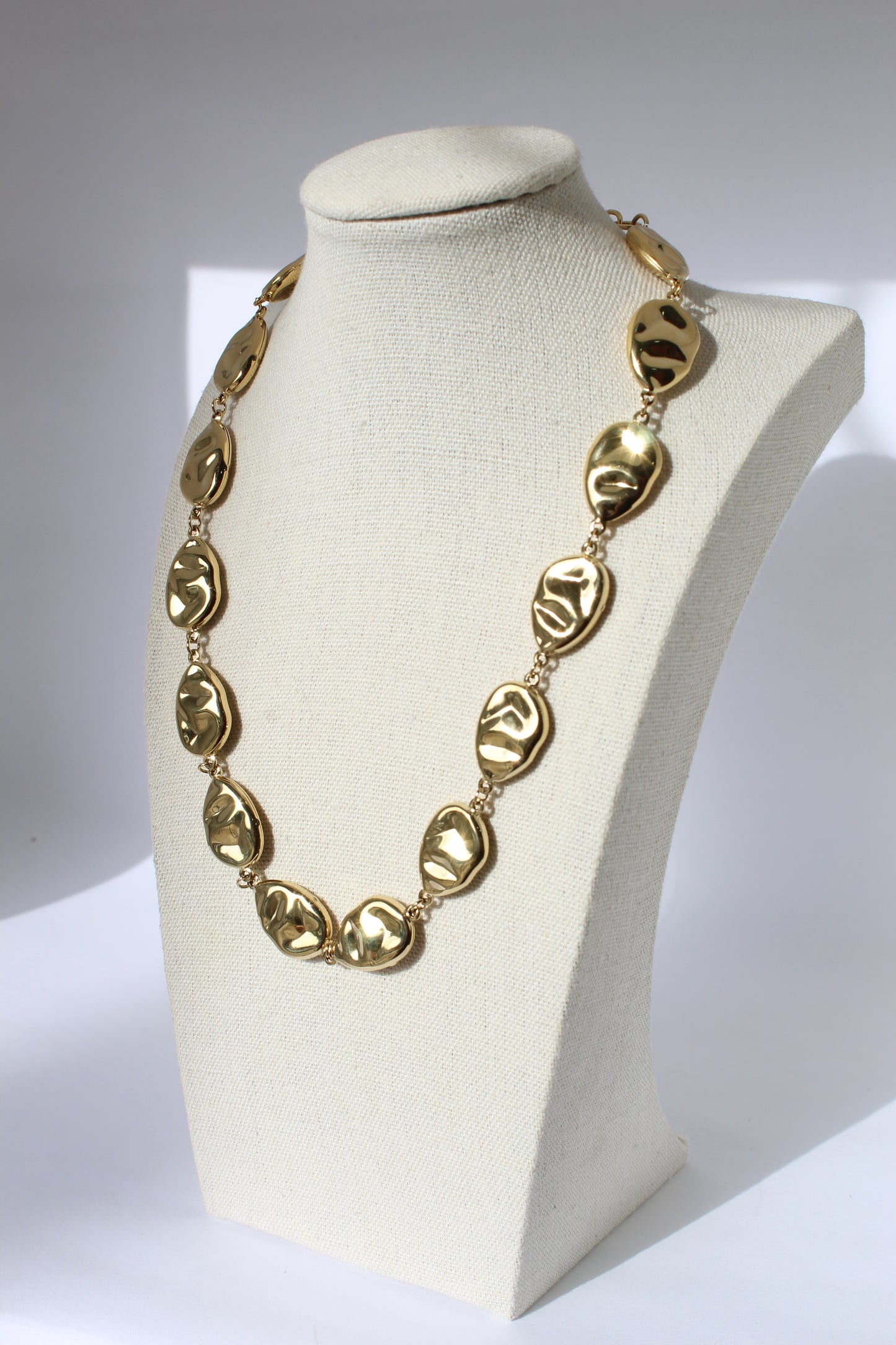 Collana pietre martellate