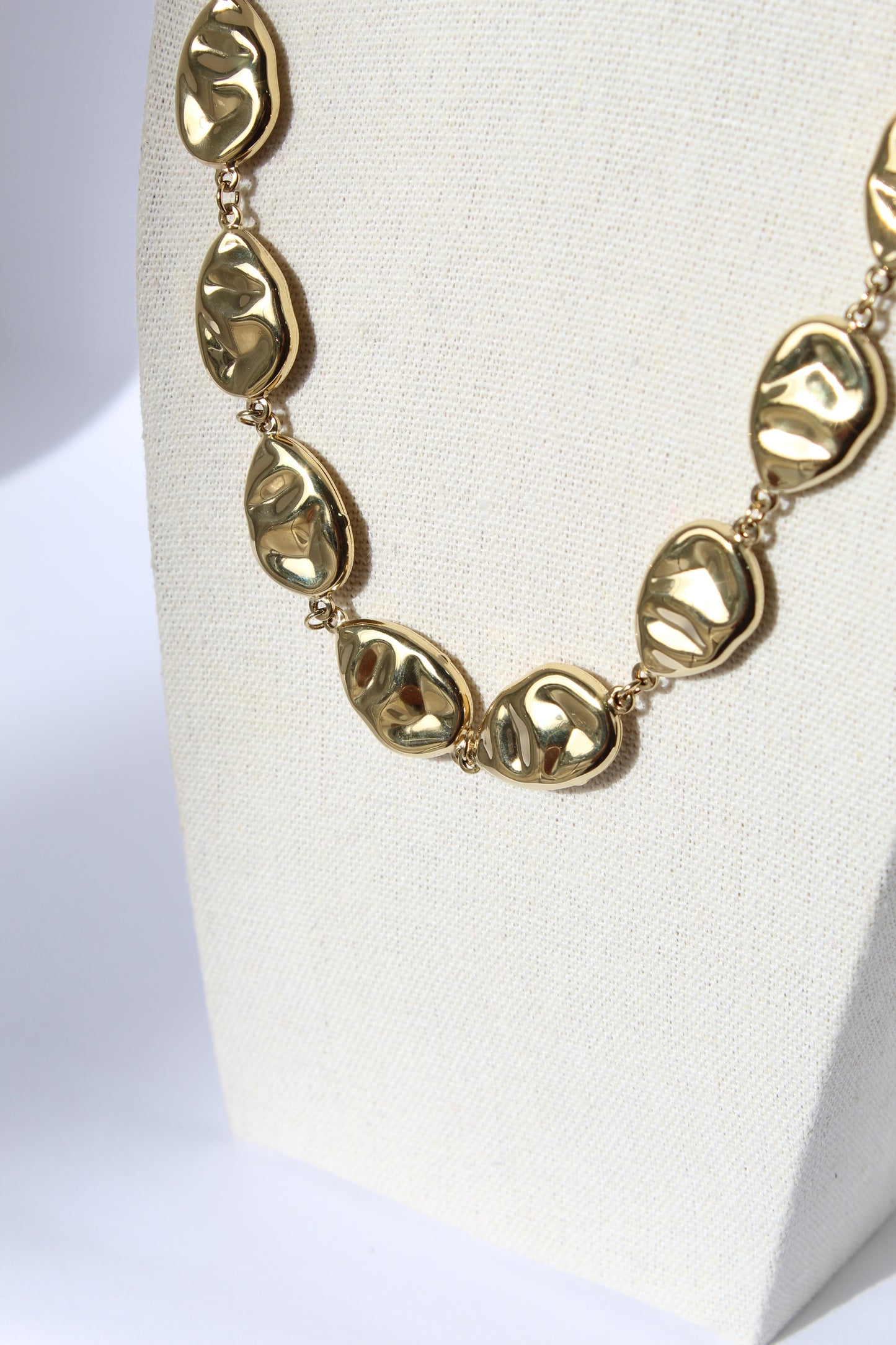 Collana pietre martellate