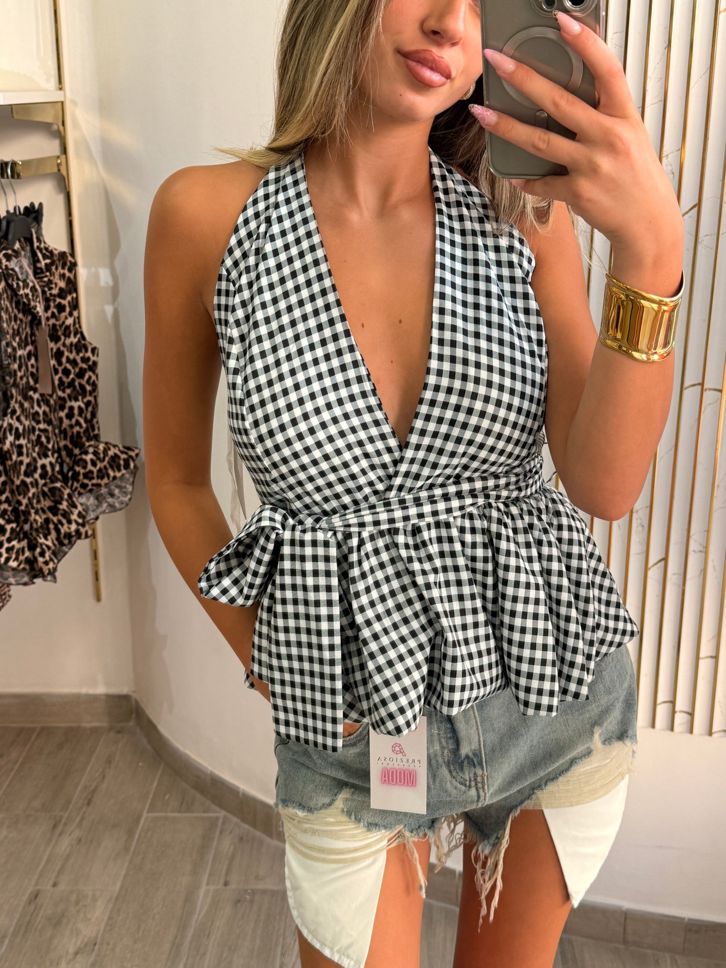TOP LUCY